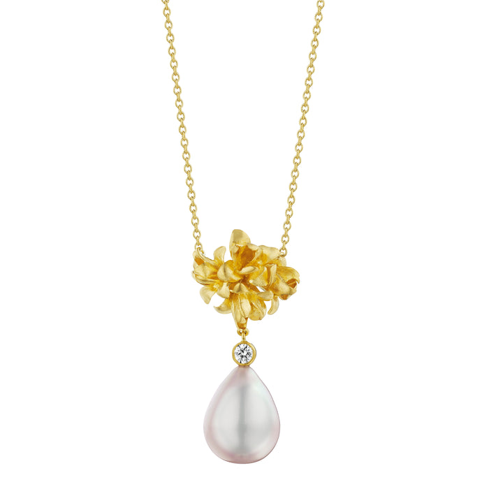 Rose Bud Cluster Necklace with Pearl